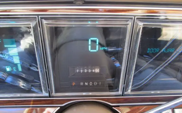 1983 lincoln continental town car mark vi tan & brown