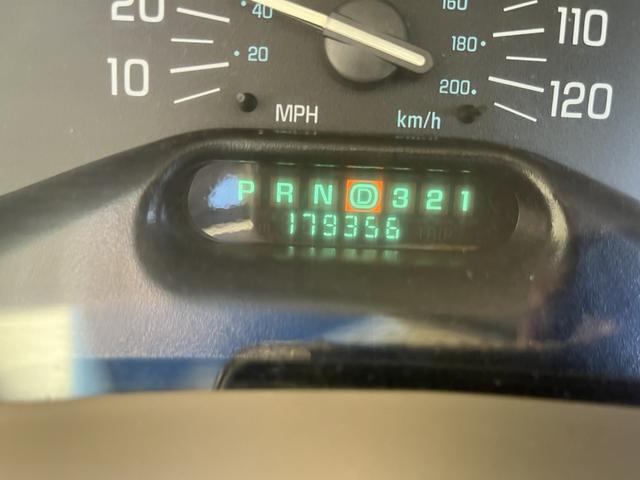 2004 buick century base