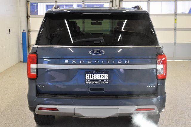 2022 ford expedition xlt max