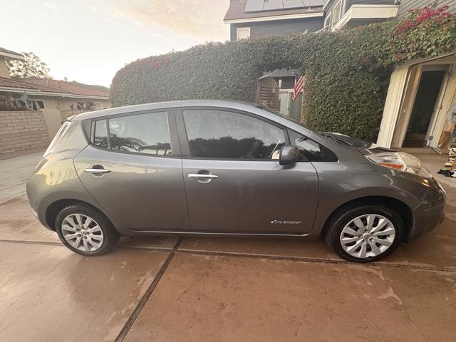 2015 nissan leaf s
