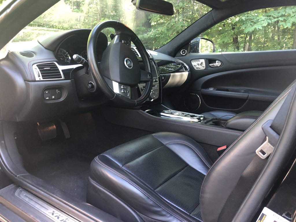 2011 jaguar xkr 175