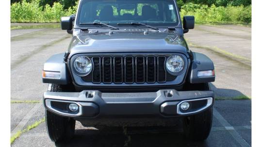 2024 Jeep Gladiator s
