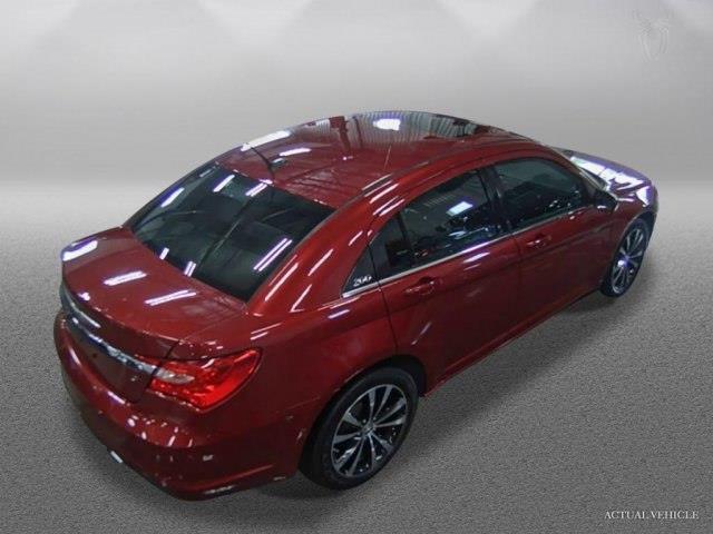 2014 chrysler 200 touring touring 4dr sedan for sale in bennington, vermont