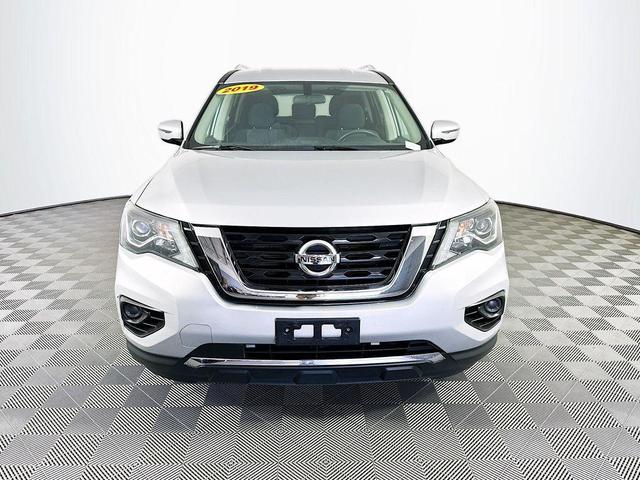 2019 nissan pathfinder s