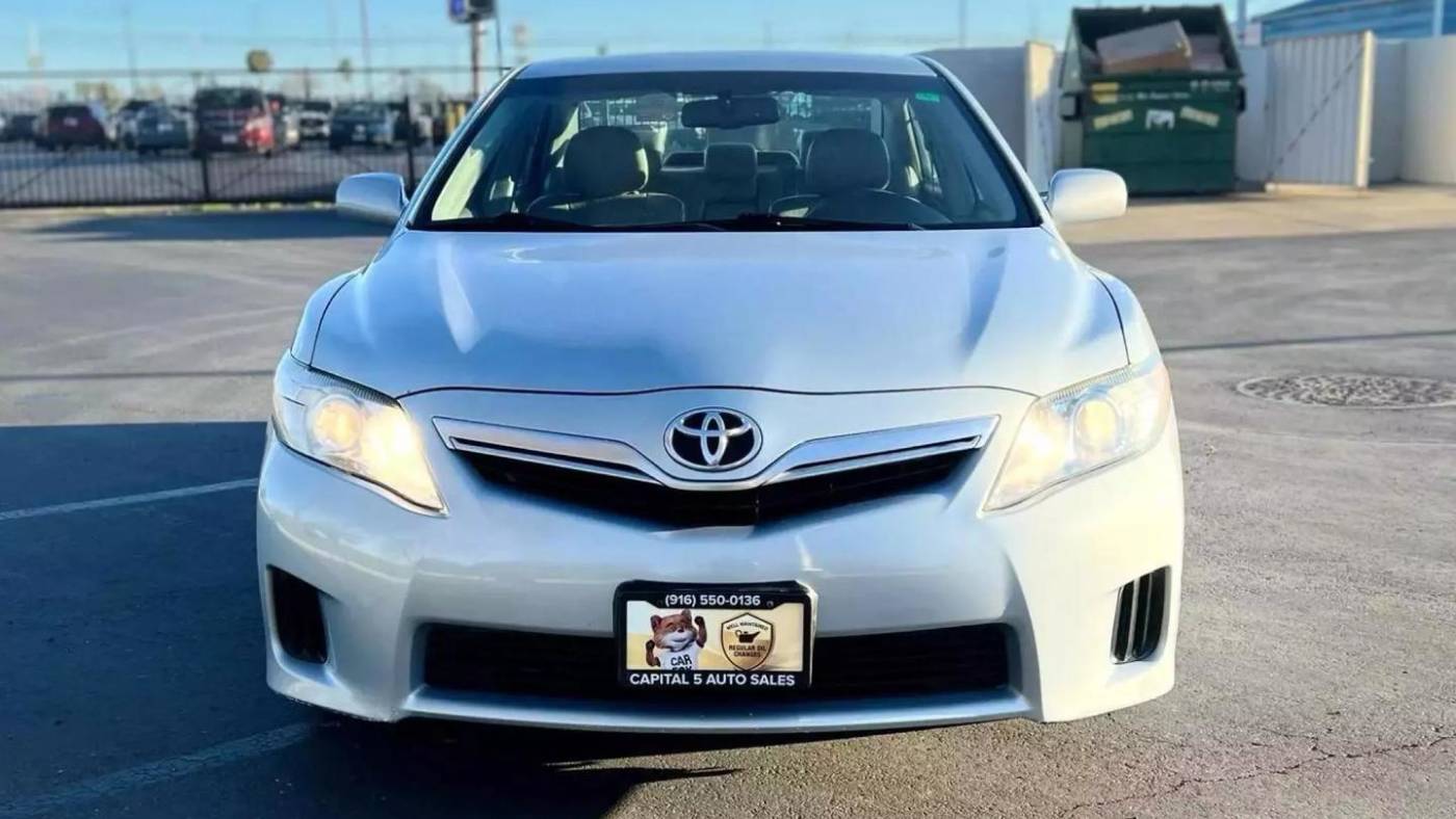 2011 toyota camry hybrid base