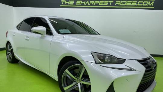 2017 Lexus IS