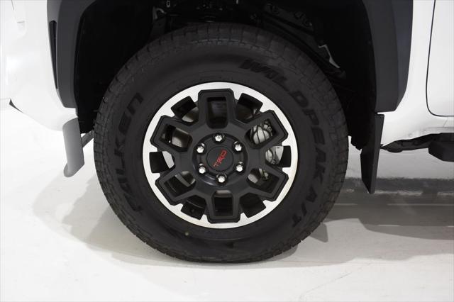 2024 toyota tacoma trd off road