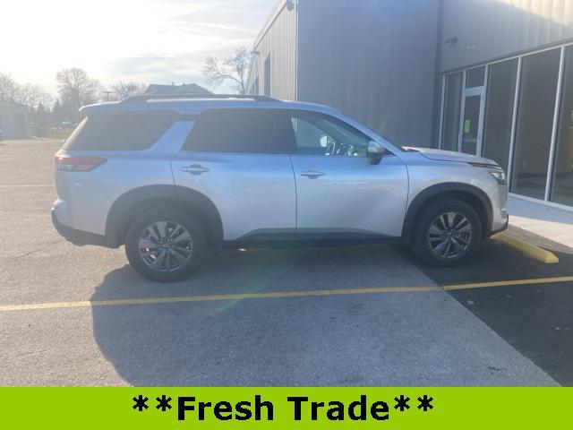 2022 nissan pathfinder sv 4wd