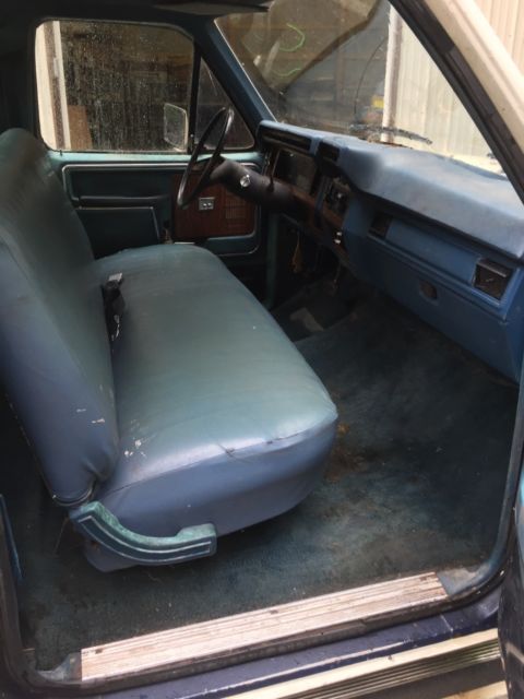 83 f-100 pick up truck