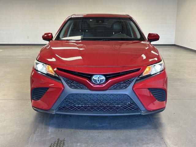 2019 toyota camry le
