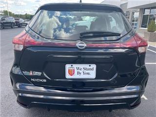 2022 Nissan Kicks s