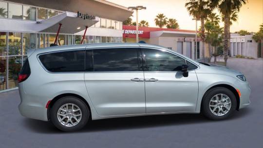 2024 Chrysler Pacifica