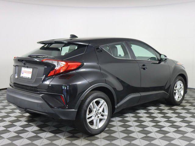 2021 toyota c-hr le