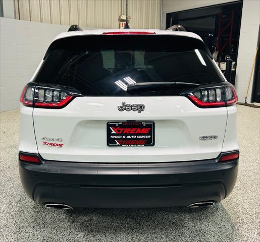 2022 jeep cherokee latitude lux