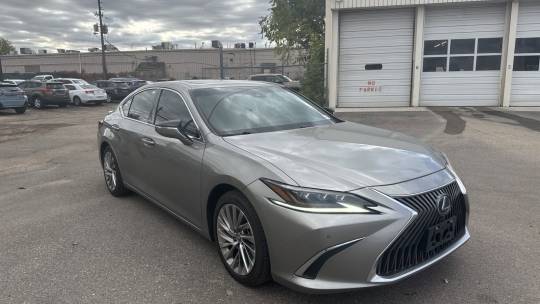 2021 Lexus ES