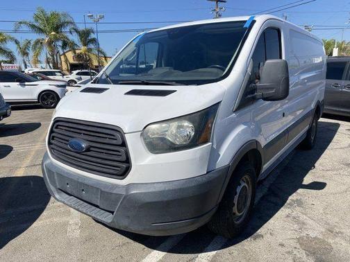 2017 ford transit-250