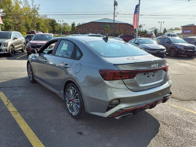 2022 kia forte gt