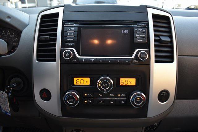 2017 nissan frontier sv