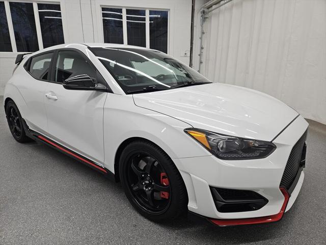 2021 hyundai veloster base
