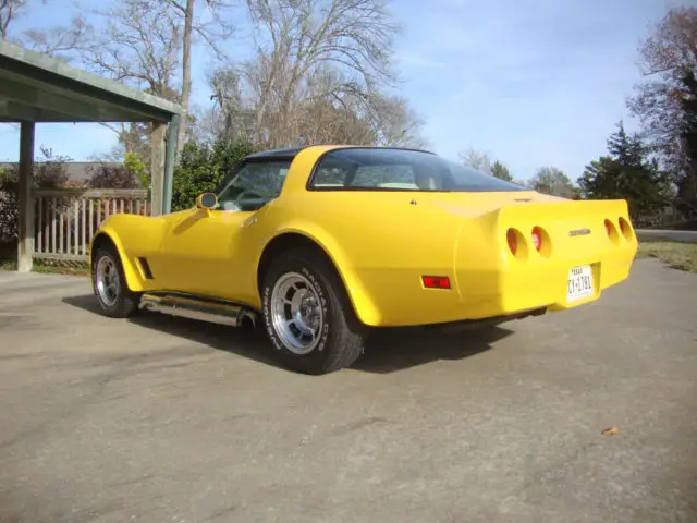 1980 corvette coupe
