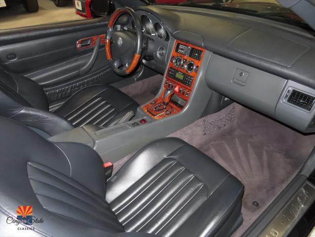 2004 mercedes-benz slk-class slk320