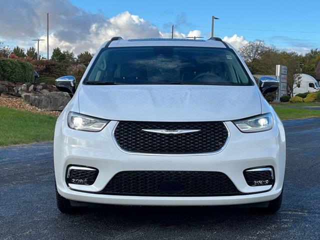 2023 chrysler pacifica limited