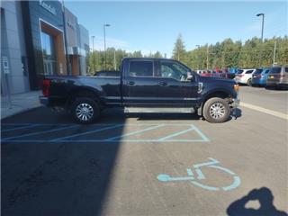 2022 Ford F-350 lariat