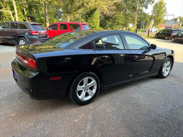 2014 dodge charger se