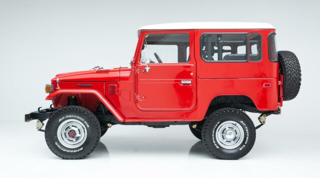 1975 toyota land cruiser fj40 65,100 miles red manual