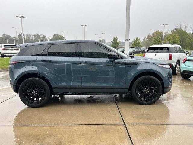 2024 land rover range rover evoque dynamic se