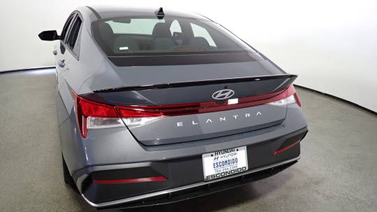 2025 Hyundai Elantra