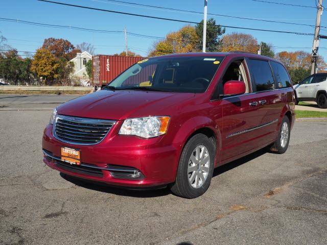 2016 chrysler town and country touring touring 4dr mini-van for sale in lynnfield, massachusetts