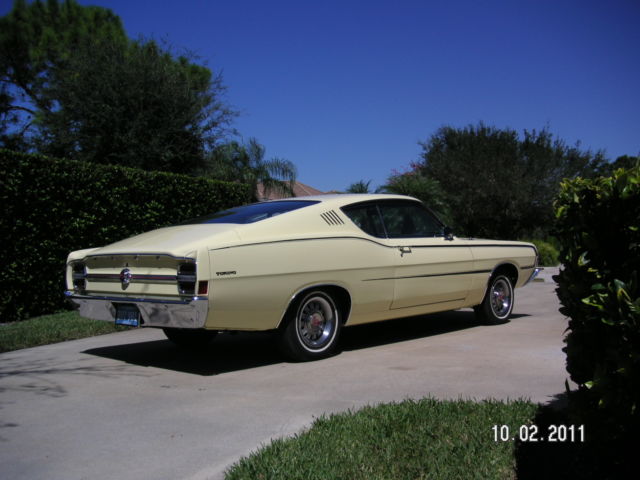 1968 gran torino sports roof