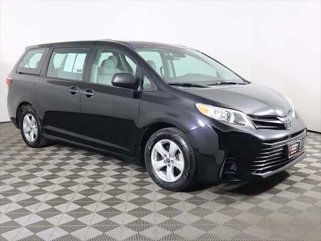 2018 toyota sienna l 7 passenger in cleveland, ohio