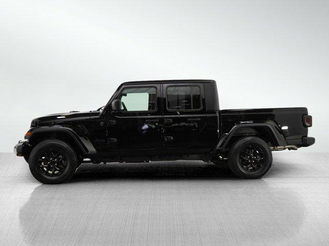 2023 jeep gladiator sport s