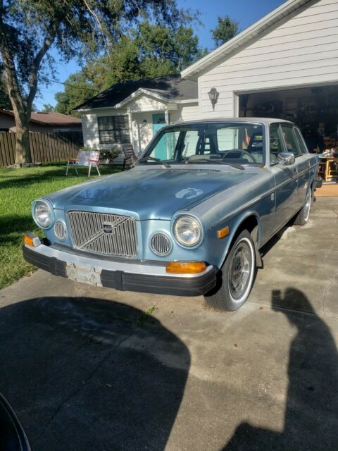 original blue 1975 volvo 164eâ