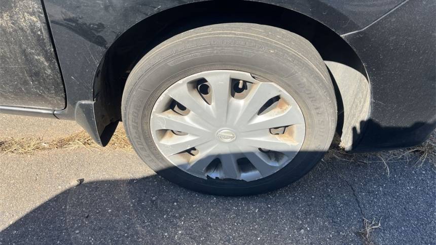 2013 nissan versa