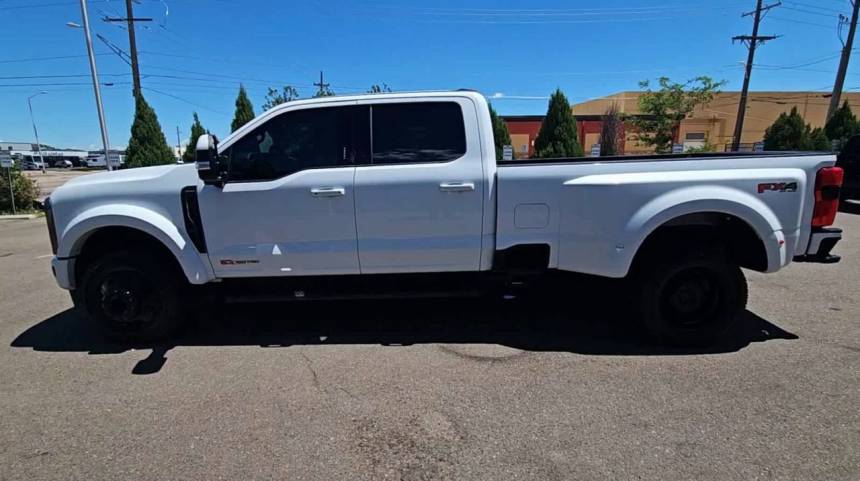 2023 ford f-450 super duty lariat