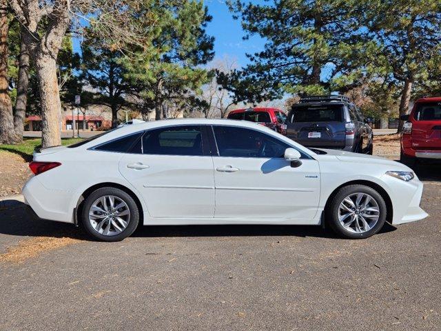 2019 toyota avalon hybrid xle