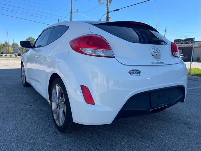 2016 hyundai veloster base