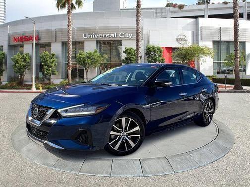 2021 nissan maxima