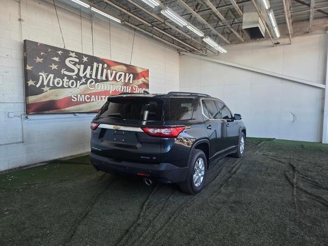 2021 chevrolet traverse lt cloth