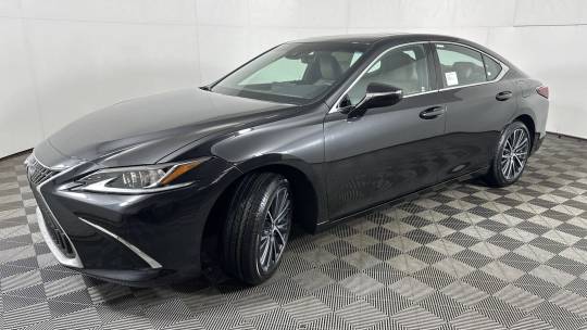 2025 Lexus ES