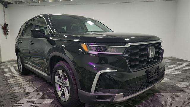 2023 honda pilot awd ex-l 8 passenger