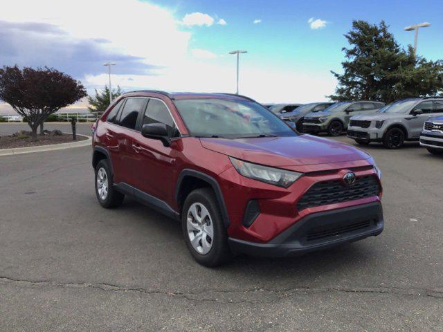 2019 toyota rav4 le