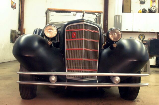 1934 cadillac convertible sedan