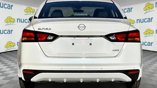 2025 Nissan Altima