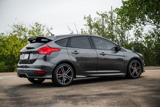 2016 ford focus st st