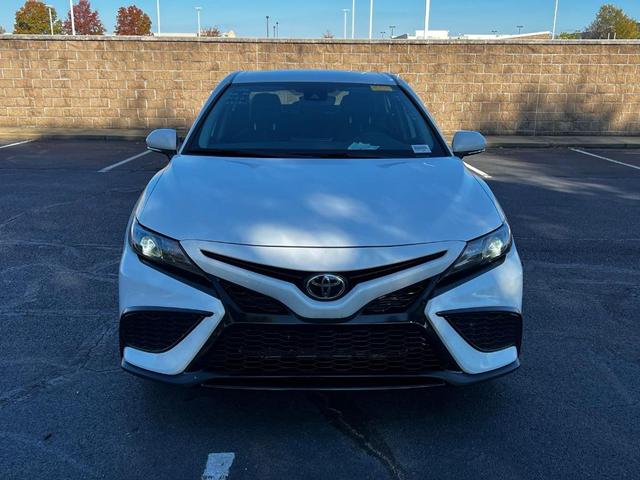 2023 toyota camry se
