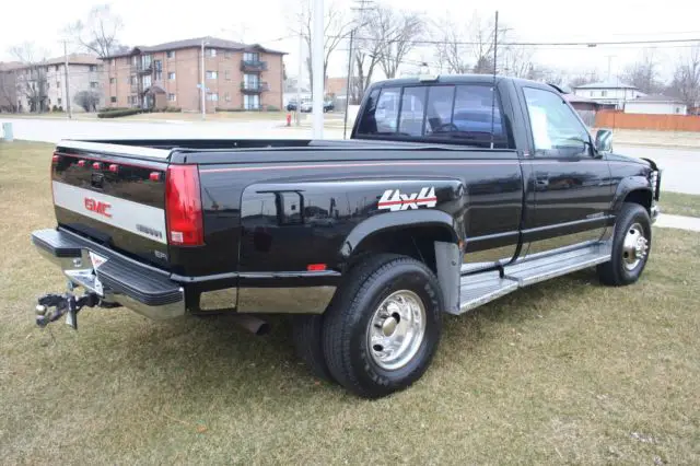 sierra sle 3500 dually 4x4 with low miles - exceptional!